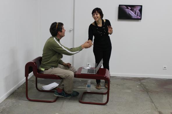 Performance « L'écrivain public » de Pierre Huyghe, par Julien Campredon, vernissage « collective collection », octobre 2014, BBB centre d'art