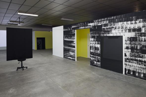 BBB centre d'art, Olivier Nottellet, exposition « Zone de ralentissement », vue d'exposition, 2015, crédit photo : Yohann Gozard