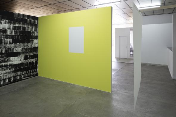 BBB centre d'art, Olivier Nottellet, exposition « Zone de ralentissement », vue d'exposition, 2015, crédit photo : Yohann Gozard