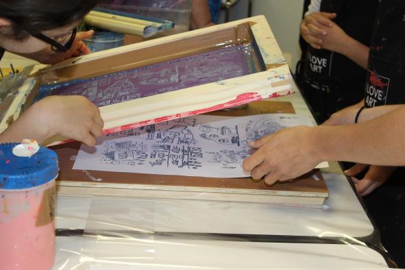 Atelier de dessin et d'impression en sérigraphie avec Lucie Humbert, à la Médiathèque des Izards | mai 2019  @ BBB centre d'art