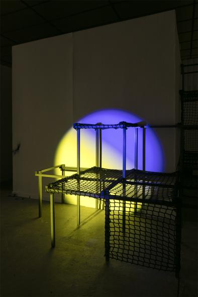 Vue de l’exposition « À la vague suivante que la suivante efface », Élisa Pône, BBB centre d’art, 2021. Commissaire : Marie Bechetoille. Photo : Edouard Decam.