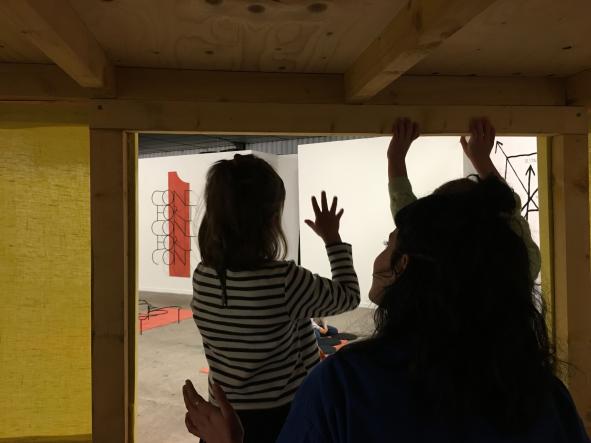 Visite atelier « Entrer dans le tableau » avec Jérôme Souillot et l'école maternelle Ernest Renan, 2024