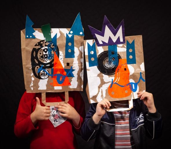 Le bal des masques ©  Lisa Gervassi